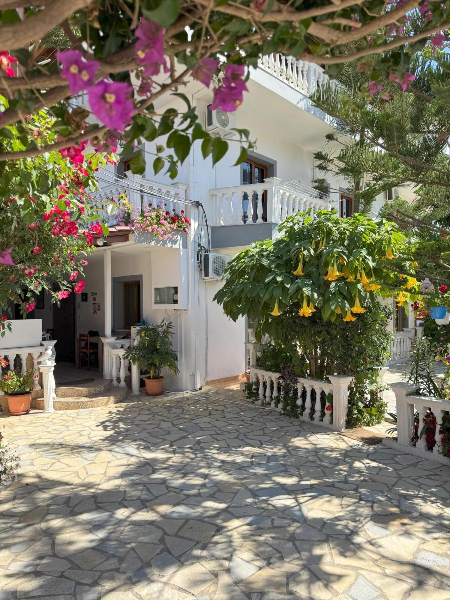 Garden Villa Veli Ksamil Exterior foto